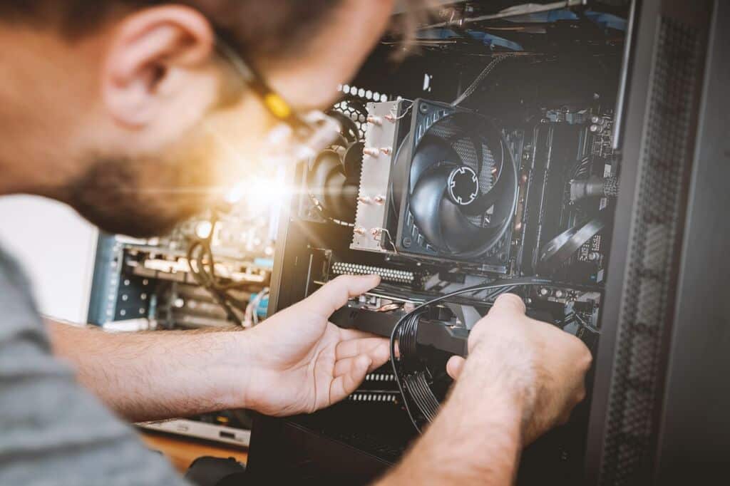 maintien en conditions opérationnelles (MCO IT) est structurée autour de solutions concrètes et évolutives, pensées pour les PME et ETI :